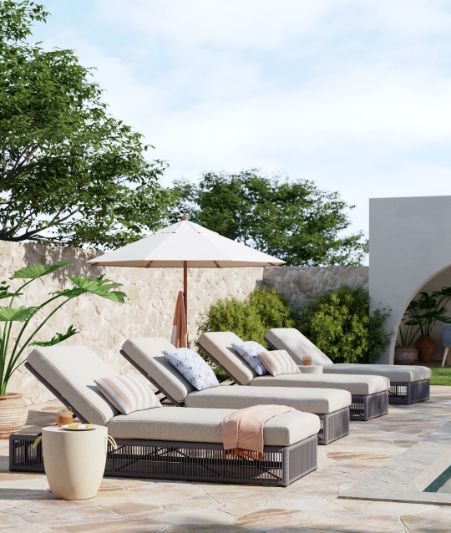 Outdoor Chaise lounges